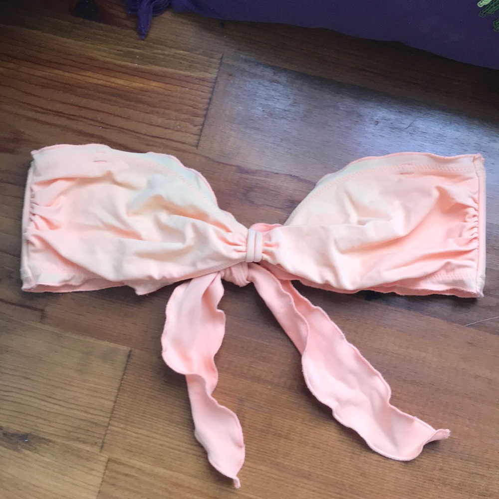 Victoria’s Secret Scalloped Bandeau